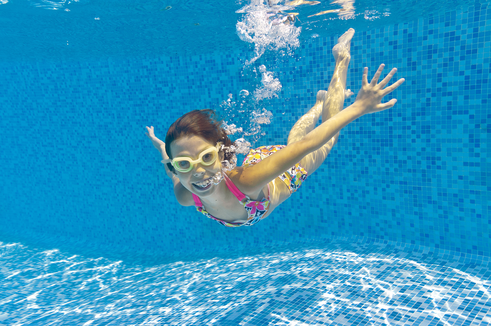 swim-girl-small